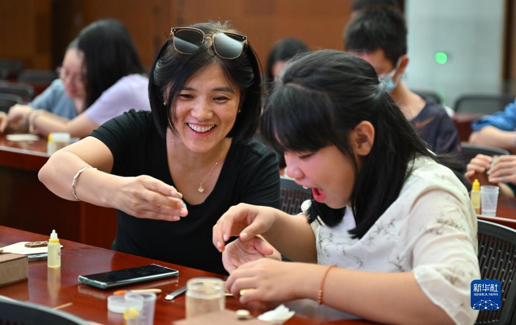 JJ捕鱼飞碟鱼什么样子